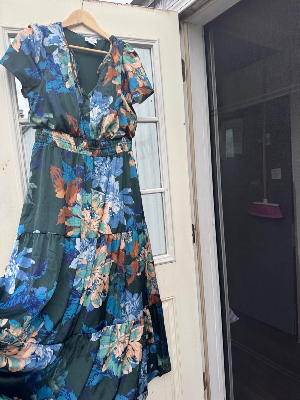 Nicole Miller Dark Green Floral Wrap Tiered Maxi Dress see pictures for wear
